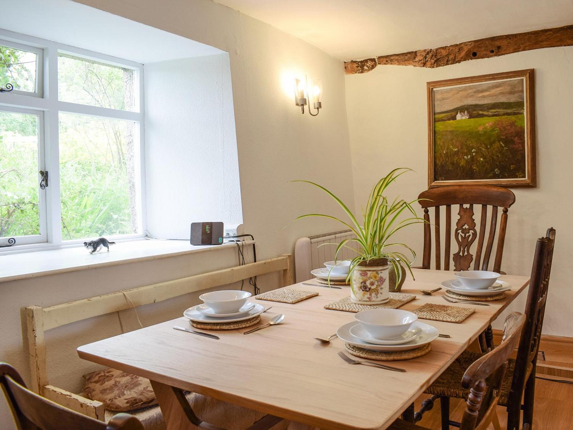 Lower Goytre Farmhouse Llanfair Waterdine Esterno foto