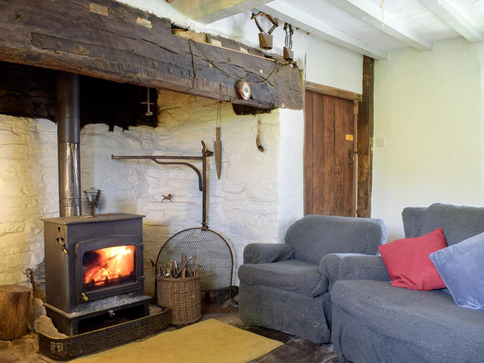 Lower Goytre Farmhouse Llanfair Waterdine Esterno foto