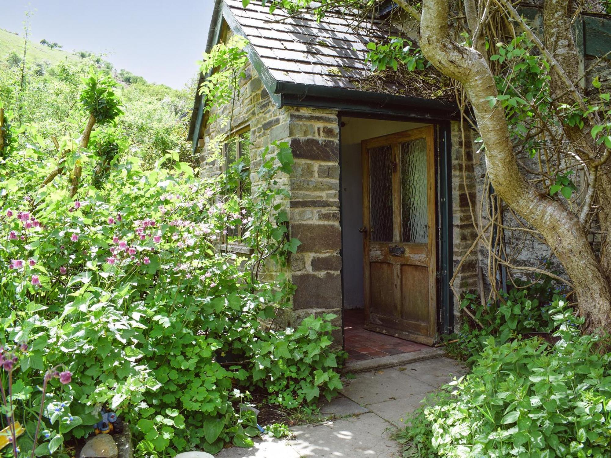 Lower Goytre Farmhouse Llanfair Waterdine Esterno foto